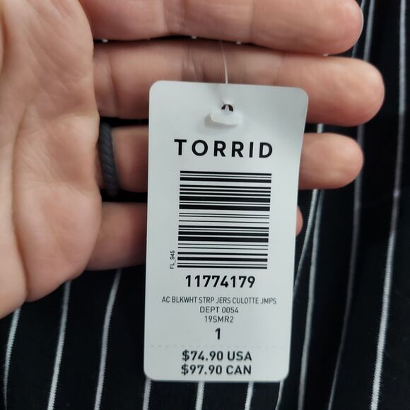 Torrid Size 1 Stretch Soft Stripe Tie Waist Jersey Crop Jumpsuit Black White NEW - Picture 10 of 13